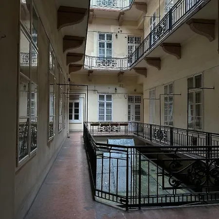 Old Town Apart * Budapest